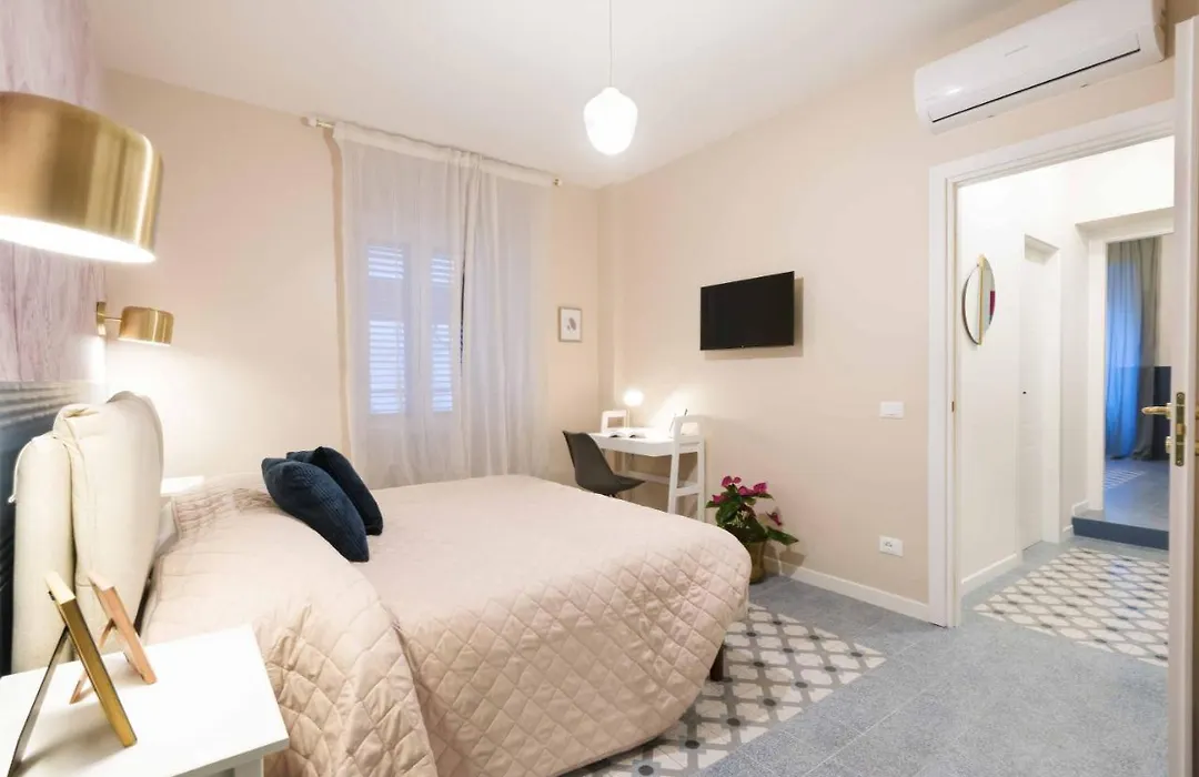 Vis Romae Luxury Apartments-1